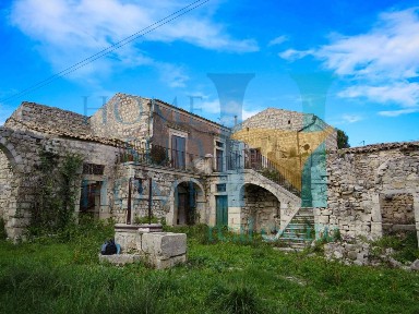 Baglio via Tommaso Fazello 228, Centro, Noto