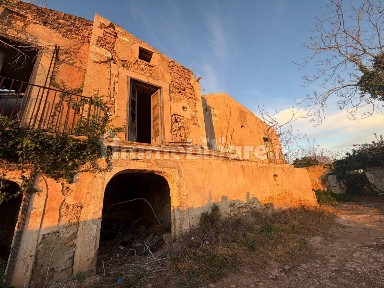 Casale, da ristrutturare, 1200 m², Arenella, Siracusa