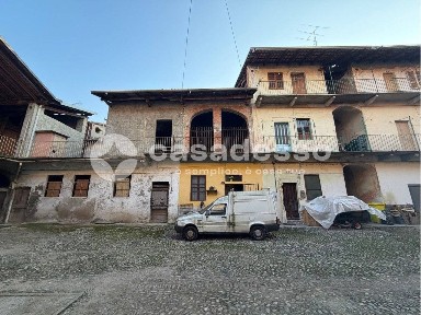 Rustico corso Valsesia 106 B, Gattinara