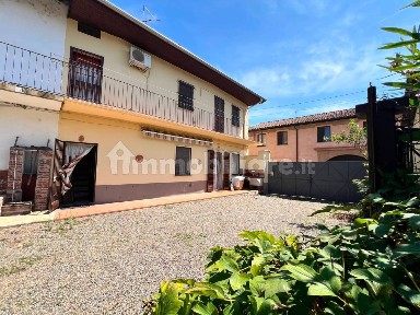 Cascina corso Umberto I 9, Albano Vercellese