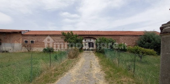 Cascina Strada Torino 70, Crescentino
