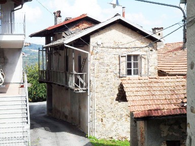 Rustico regione Calco Superiore 13, Borgosesia