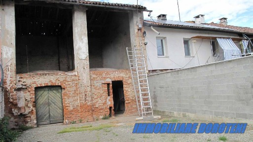Asigliano Vercellese, Via Damiano Chiesa