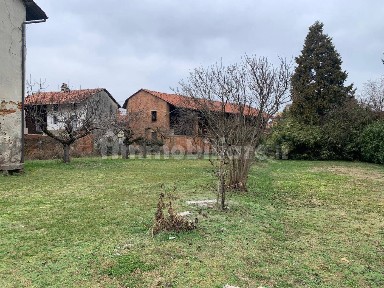 Casale via Fratelli Rosselli, Centro, Cigliano