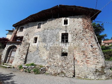 Rustico frazione Lovario, Lovario, Borgosesia