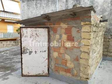 Villa all'asta via Puglie, Sciacca