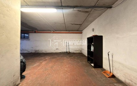 Magazzino - Deposito in Vendita