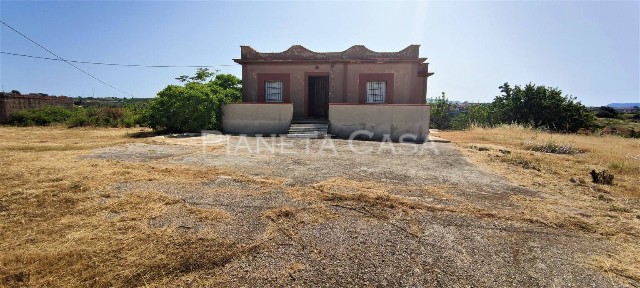 Villa unifamiliare via Villaggio Messina, Santa Margherita di Belice
