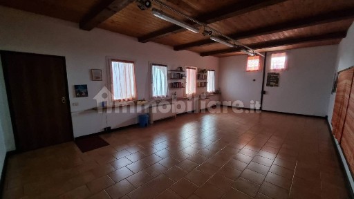Magazzino - Deposito in Vendita