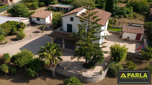 Villa unifamiliare via Rinazzi, Canicattì