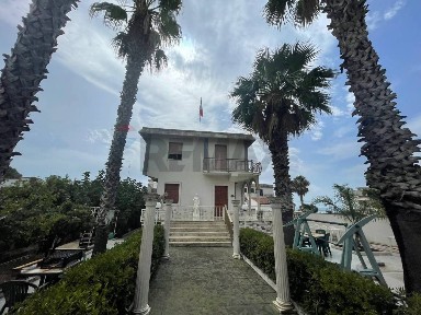 Villa unifamiliare via Piemonte 10, Porto Palo, Menfi