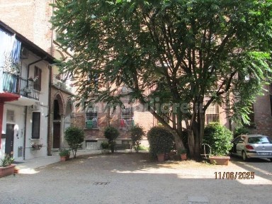 Magazzino all'asta via Giacomo Matteotti 77, Rho