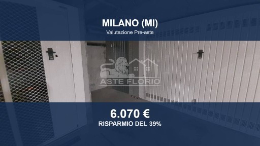 Magazzino all'asta via Serviliano Lattuada, Milano