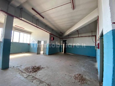 Magazzino - Deposito in Vendita