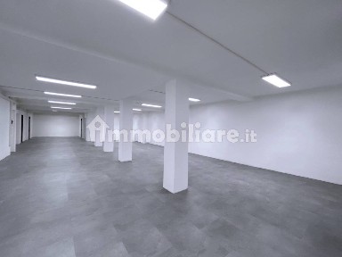 Magazzino - Deposito in Vendita