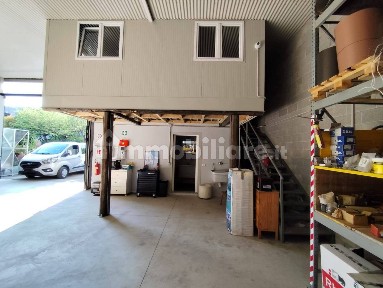 Magazzino - Deposito in Vendita