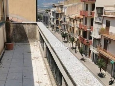 Alessandria della Rocca, Via Roma