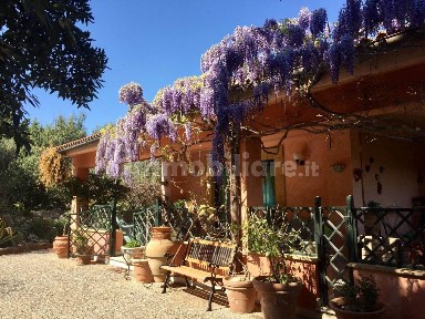 Villa unifamiliare 380 m², San Leone, Villaseta, Villaggio, Agrigento