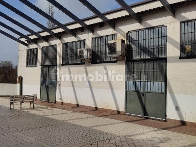 Magazzino - Deposito in Vendita