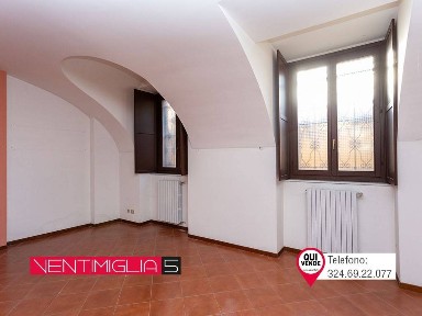 Cerro Maggiore, Via Ventimiglia, 5