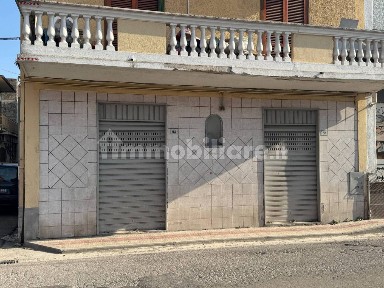 Attività commerciale in Affitto