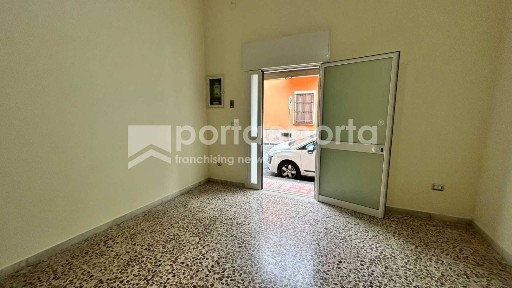 Attività commerciale in Affitto