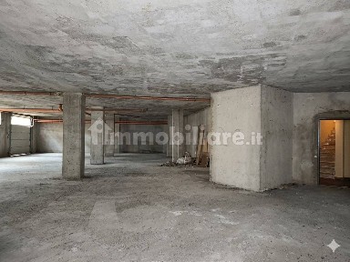 Magazzino - Deposito in Vendita
