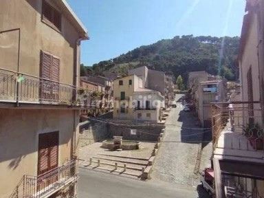 Santo Stefano Quisquina, Via Castellano