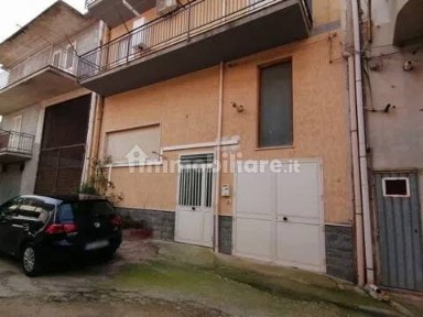 Villa unifamiliare via Monsignore Angelo Ginex, San Biagio Platani