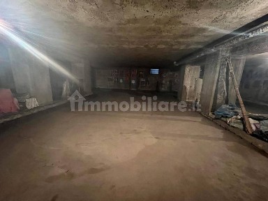 Magazzino - Deposito in Vendita