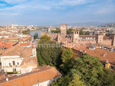 Attico vicolo San Silvestro, Valverde, Verona