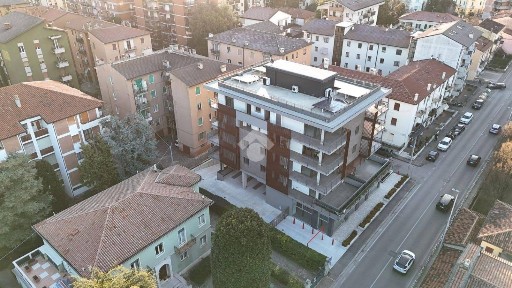 Attico via Adriano Valerini 1, Santa Croce, Verona