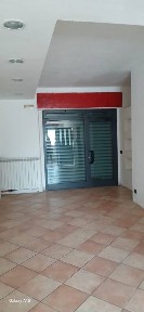 Locale commerciale in Affitto