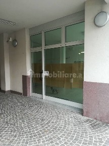 Locale commerciale in Affitto