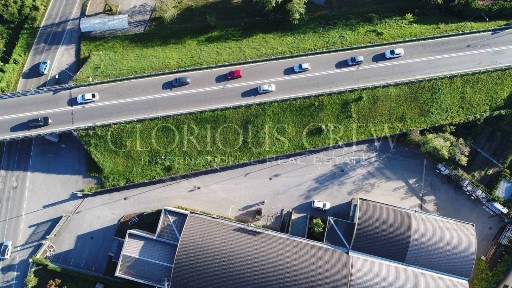 Locale commerciale in Affitto