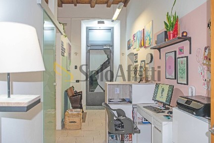 Locale commerciale in Affitto