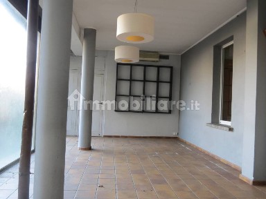 Locale commerciale in Affitto