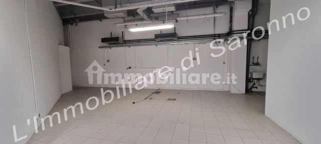 Locale commerciale in Affitto