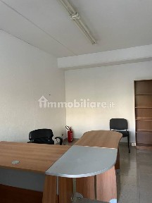 Locale commerciale in Affitto
