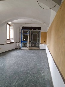 Locale commerciale in Affitto