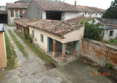 Negozio all'asta via Roma 69/ 71, Gazzuolo