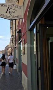 Bar in Vendita