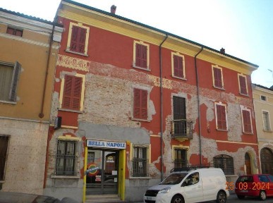Negozio all'asta via Roma, 69/71, Gazzuolo