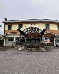 Negozio all'asta via G. Amendola, 25, Sermide e Felonica