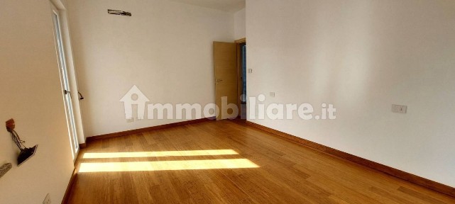 Trilocale viale Tancredi Galimberti, Centro, Valenza
