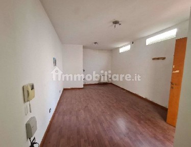 Sulmona, Via Martiri Istriani delle Foibe, 2