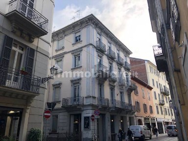 Appartamento via Jacopo Dal Verme 3, Piazza Garibaldi, Alessandria