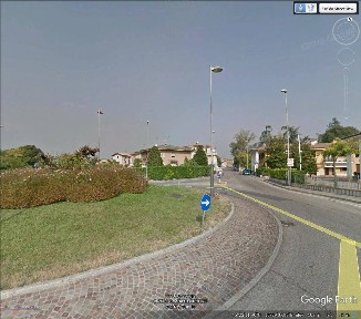 Locale commerciale in Vendita