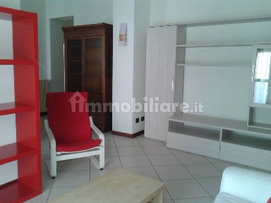 Quadrilocale buono stato, secondo piano, Piazza Garibaldi, Alessandria