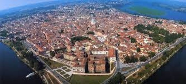 Locale commerciale in Vendita